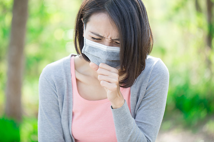 Inilah sebabnya batuk boleh menjadi gejala radang tekak