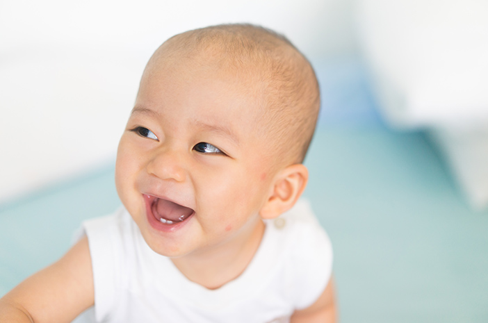 Diş Çıkarma Bebeklerin Geceleri Telaşlı Olmasına Neden Olabilir