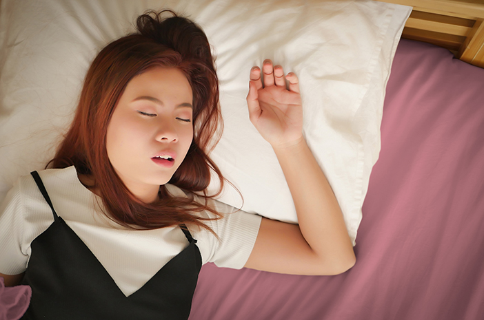 การกรนบ่อยครั้งระหว่างสัญญาณการนอนหลับ แสดงว่าคุณมีภาวะหยุดหายใจขณะหลับ