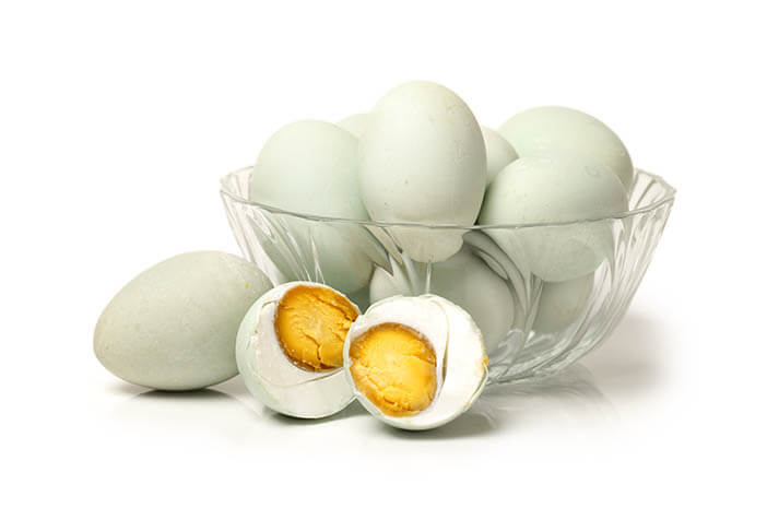 Limiti sicuri per le donne incinte di mangiare uova salate
