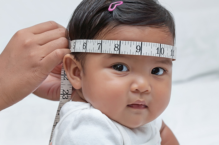 Come misurare correttamente la circonferenza della testa del bambino