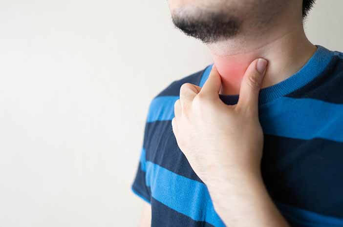 ペリントシル膿瘍と喉の痛み、違いは何ですか？