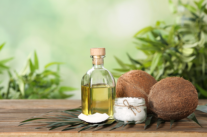 L'olio di cocco può curare le infezioni fungine della pelle, davvero?